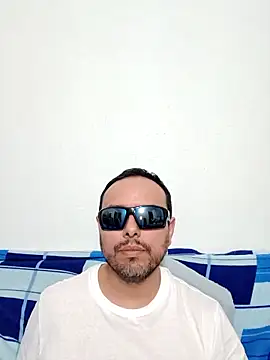 ElSunEagle online show from 04-23-26, 02:40