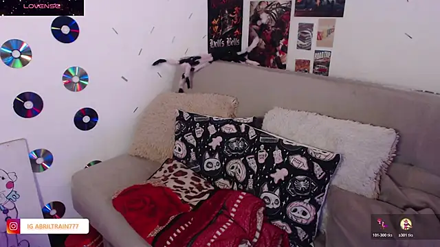 Snapshot of abril666 chatting on 10-23-25, 03:43 abril666 online show from 10-23-25, 03:43