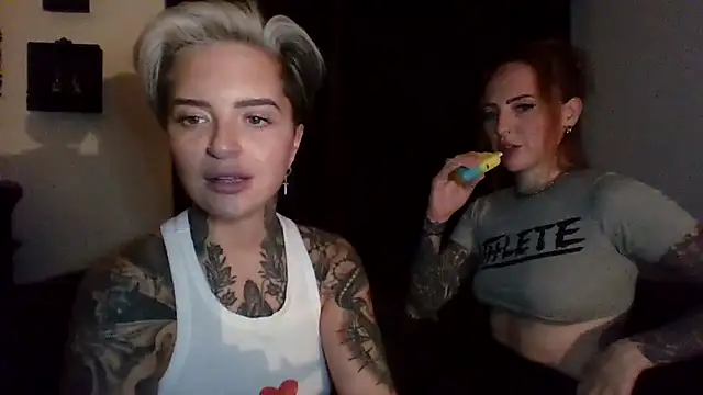 Rubyrichhxo online show from 11-15-25, 04:22