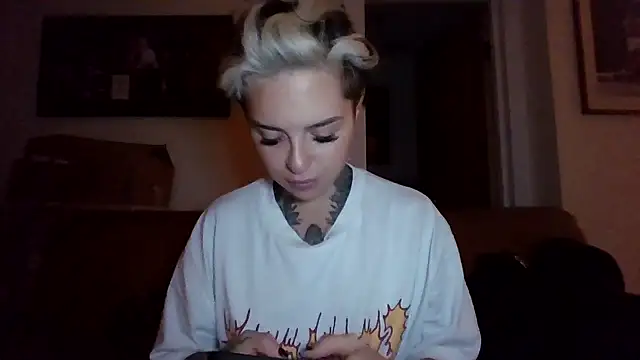 Snapshot of Rubyrichhxo chatting on 10-06-25, 09:59 Rubyrichhxo online show from 10-06-25, 09:59