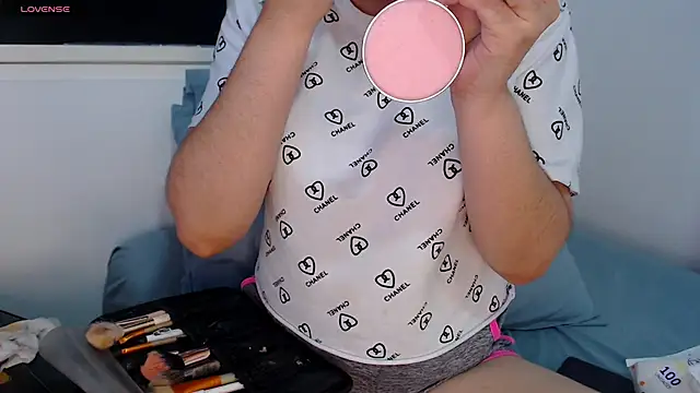 sofi-rojas1 online show from 12-02-25, 01:06