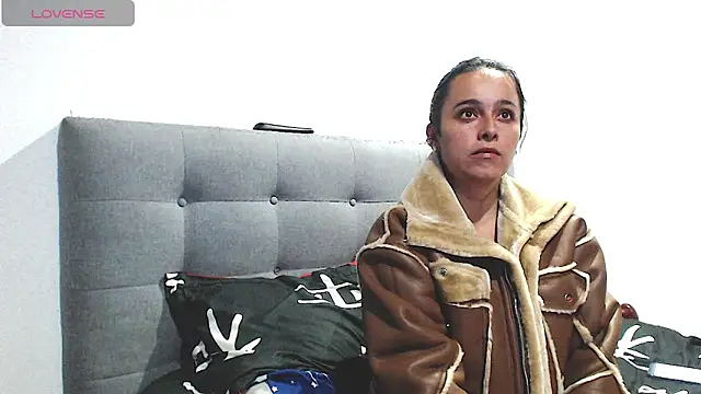 Snapshot of MagicStephany_ chatting on 02-14-26, 01:17 MagicStephany online show from 02-14-26, 01:17