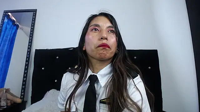 sweet skylove  online show from 04-11-26, 08:12