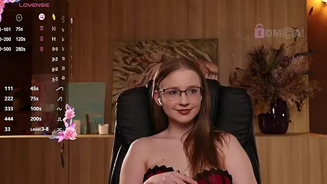 Snapshot of steffania- chatting on 02-09-25, 11:57 steffania- online show from 02-09-25, 11:57