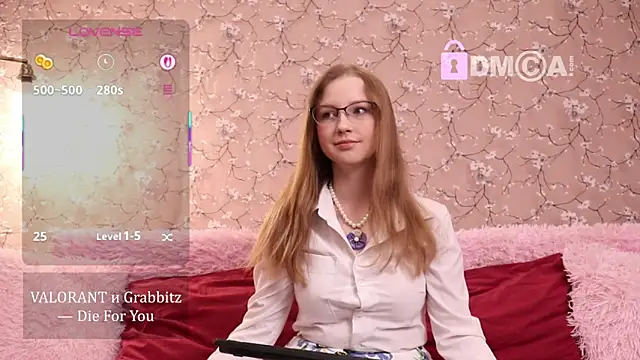 Snapshot of steffania- chatting on 10-19-25, 01:14 steffania- online show from 10-19-25, 01:14
