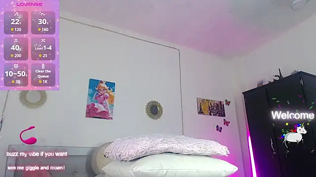 Roxy SexyDiaz online show from 02-15-26, 06:18