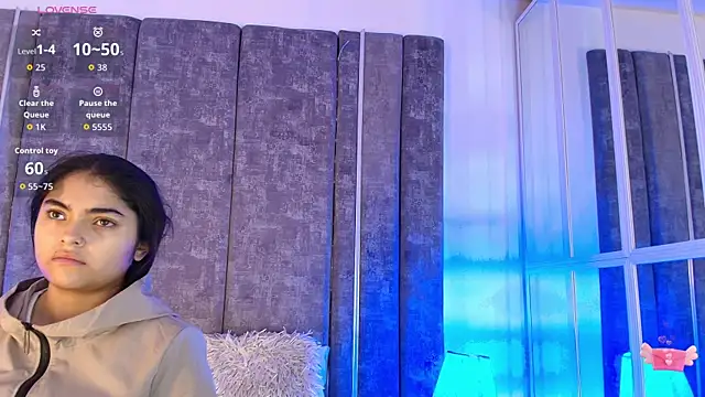 GiselOrtiz online show from 12-23-25, 10:36