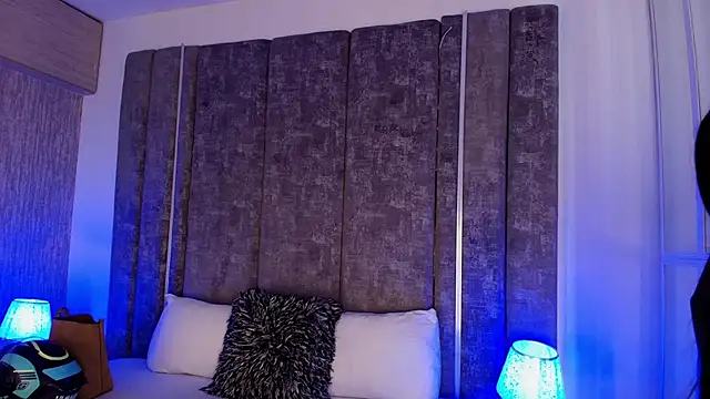 Snapshot of GiselOrtiz chatting on 02-07-26, 12:13 GiselOrtiz online show from 02-07-26, 12:13