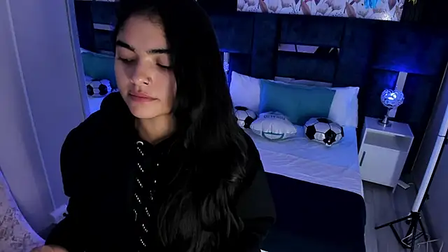 Snapshot of GiselOrtiz chatting on 07-14-26, 11:27 GiselOrtiz online show from 07-14-26, 11:27