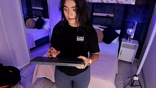 Snapshot of GiselOrtiz chatting on 07-16-26, 11:18 GiselOrtiz online show from 07-16-26, 11:18