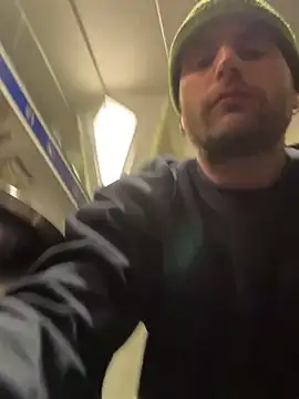 Snapshot of itsmehoneyhm chatting on 03-21-25, 05:21 itsmehoneyhm online show from 03-21-25, 05:21