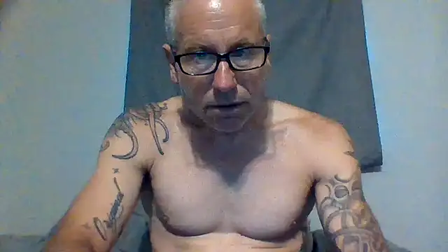 Snapshot of Pcsammy73 chatting on 04-30-26, 08:57 Pcsammy73 online show from 04-30-26, 08:57