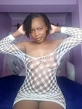 Snapshot of Pretty-queen123 chatting on 10-09-25, 03:51 Pretty-queen123 online show from 10-09-25, 03:51