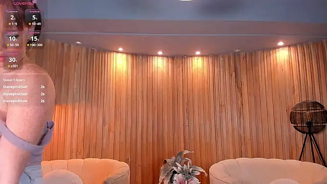 CorinneRusso online show from 03-04-25, 09:51