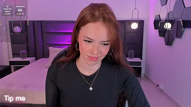 CorinneRusso online show from 01-15-26, 04:38