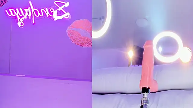 ZendayaGrey online show from 06-25-26, 07:52