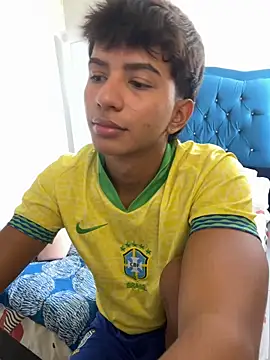 Leonarrrd 01 online show from 10-23-25, 07:56