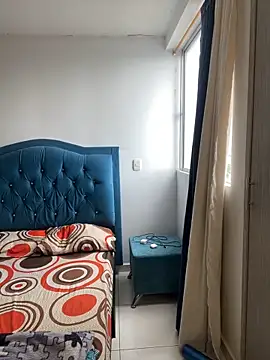 Leonarrrd 01 online show from 10-19-25, 08:11