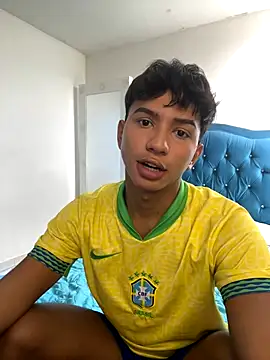 Leonarrrd 01 online show from 10-10-25, 08:09