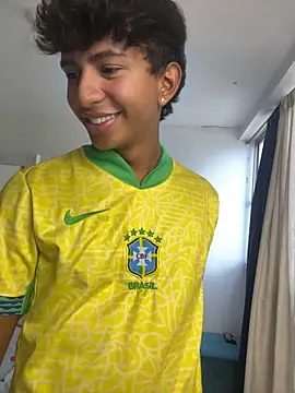 Leonarrrd 01 online show from 09-19-25, 10:14