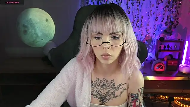 Kerry Kirk online show from 04-14-26, 10:59