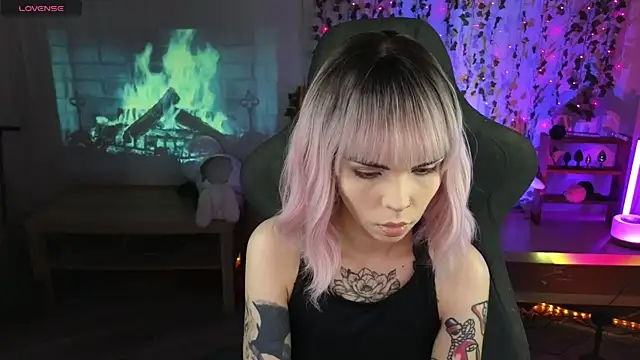 Kerry Kirk online show from 04-03-26, 09:54