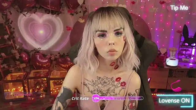 Snapshot of Kerry_Kirk chatting on 02-12-26, 08:08 Kerry Kirk online show from 02-12-26, 08:08