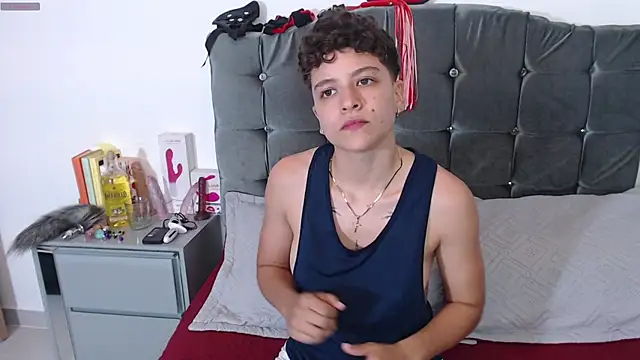 Antonella Cruz02 online show from 05-10-26, 03:21