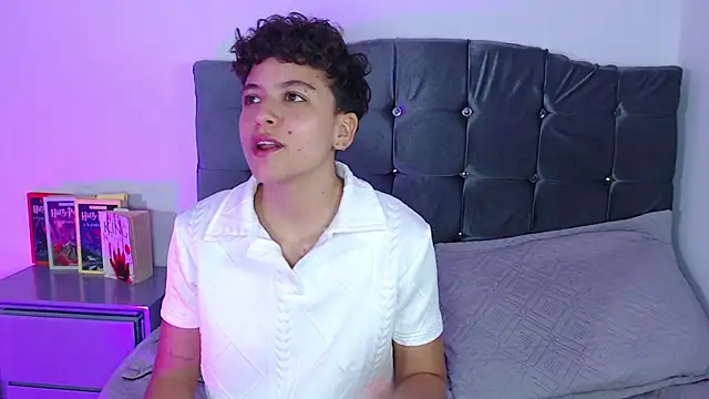 Antonella Cruz02 online show from 07-19-26, 11:34