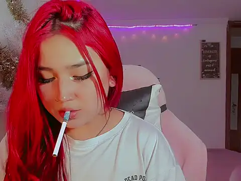 madisonx17 online show from 12-17-25, 08:58