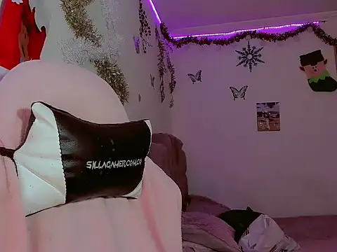 madisonx17 online show from 01-11-26, 12:28