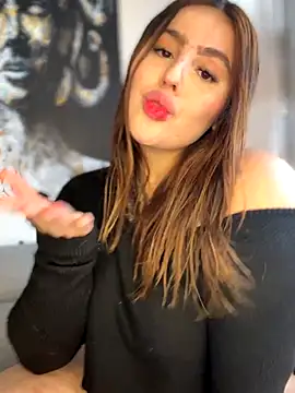 ValerieHilton online show from 10-19-25, 07:05