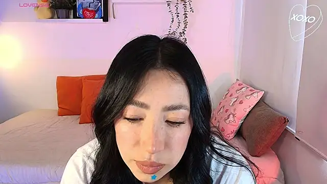 lilyy evanss online show from 04-09-26, 10:27