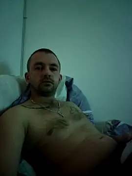 Snapshot of magicSeX4You chatting on 03-18-25, 04:50 magicSeX4You online show from 03-18-25, 04:50