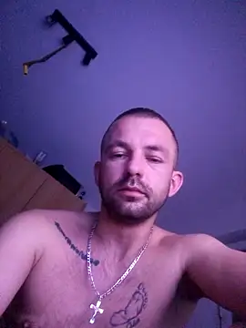 Snapshot of magicSeX4You chatting on 10-14-25, 09:47 magicSeX4You online show from 10-14-25, 09:47