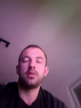 Snapshot of magicSeX4You chatting on 11-06-25, 10:14 magicSeX4You online show from 11-06-25, 10:14