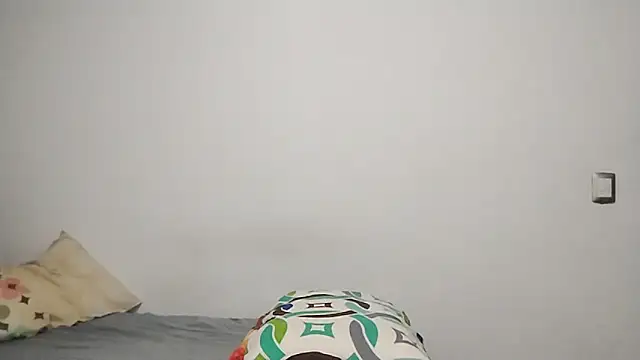 Snapshot of Luna-e-Franco1 chatting on 02-17-26, 11:35 Luna-e-Franco1 online show from 02-17-26, 11:35