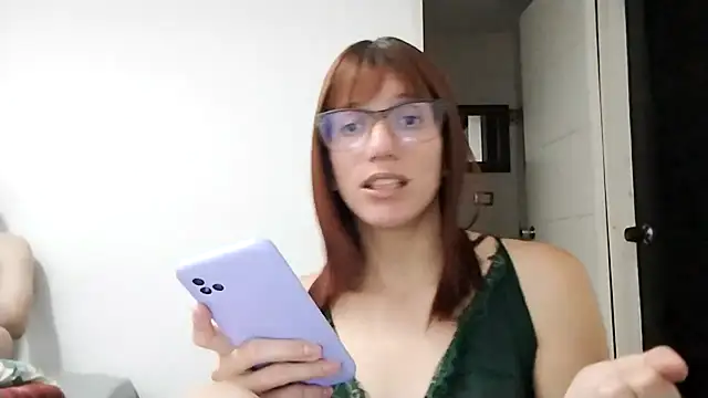 Snapshot of Luna-e-Franco1 chatting on 02-05-26, 12:28 Luna-e-Franco1 online show from 02-05-26, 12:28