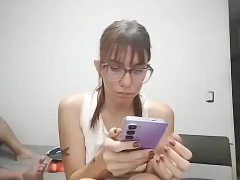 Snapshot of Luna-e-Franco1 chatting on 02-22-26, 12:02 Luna-e-Franco1 online show from 02-22-26, 12:02