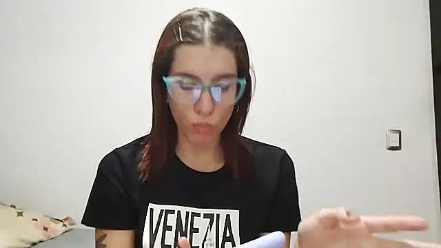 Snapshot of Luna-e-Franco1 chatting on 02-11-26, 11:59 Luna-e-Franco1 online show from 02-11-26, 11:59