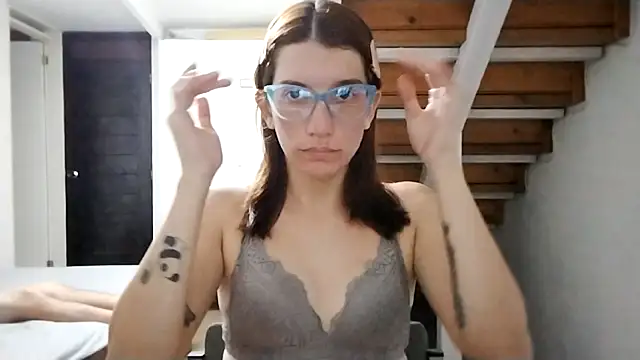 Luna-e-Franco1 online show from 09-25-25, 11:44