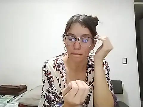 Snapshot of Luna-e-Franco1 chatting on 04-23-26, 12:06 Luna-e-Franco1 online show from 04-23-26, 12:06