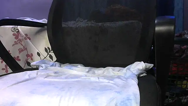 nine9inchdonn online show from 02-04-25, 04:48