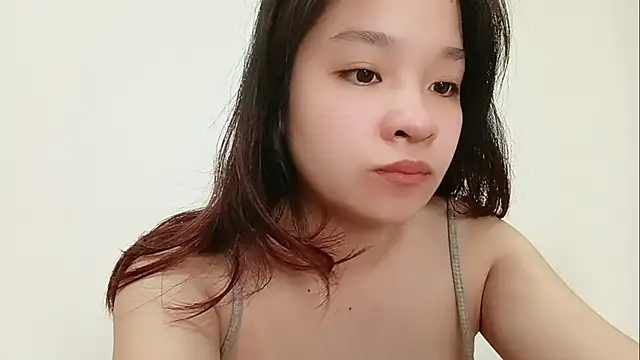 Snapshot of Milajinxi chatting on 04-21-26, 12:45 Milajinxi online show from 04-21-26, 12:45