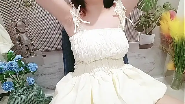 Snapshot of Milajinxi chatting on 10-17-25, 12:47 Milajinxi online show from 10-17-25, 12:47