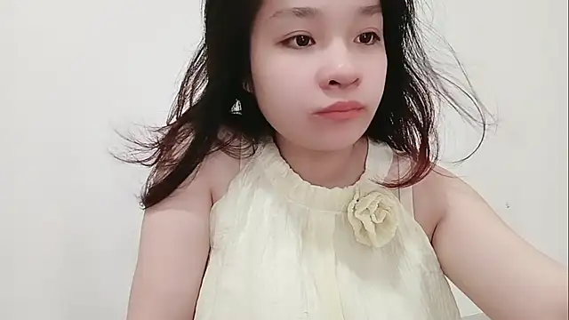 Snapshot of Milajinxi chatting on 04-22-26, 12:50 Milajinxi online show from 04-22-26, 12:50