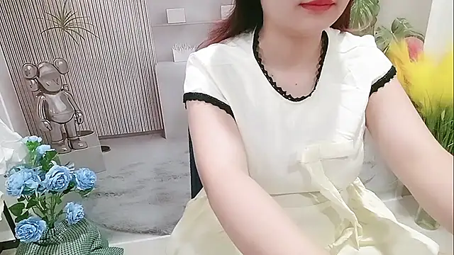 Snapshot of Milajinxi chatting on 10-16-25, 12:52 Milajinxi online show from 10-16-25, 12:52