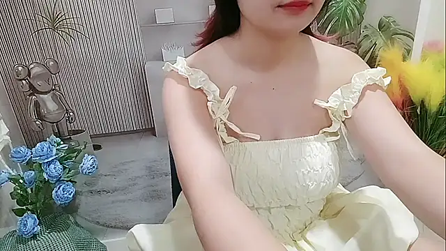 Snapshot of Milajinxi chatting on 10-22-25, 12:43 Milajinxi online show from 10-22-25, 12:43