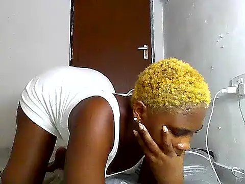 SexyKimberly23 online show from 10-31-25, 08:05