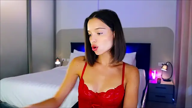 wow Mia online show from 01-25-25, 01:54